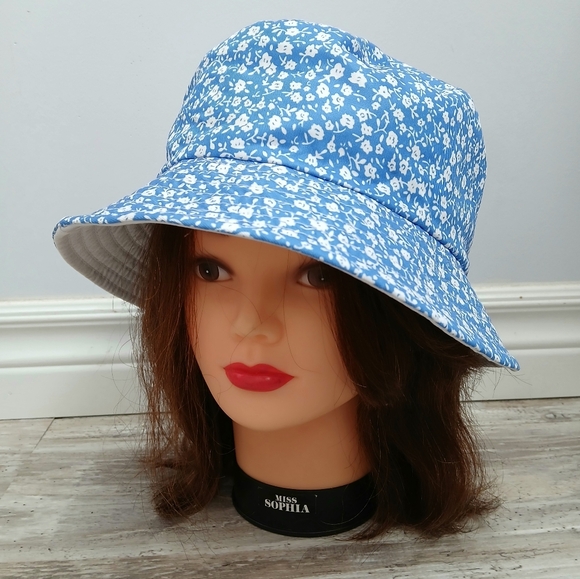 Ardene Accessories - Ardene Blue White Floral Bucket Hat One Size Brand New